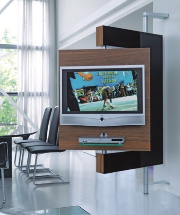 Swivel TV Mount