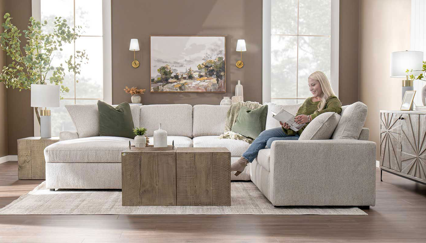 Ivy Trundle Sectional with Chaise